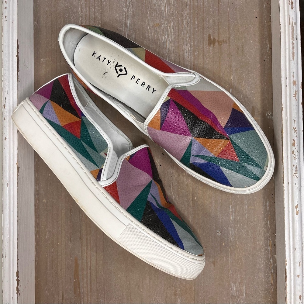 Katy Perry Shoes Womens Size 8 Geometric Colors Bright Leather Slip On Sneakers - Picture 6 of 8